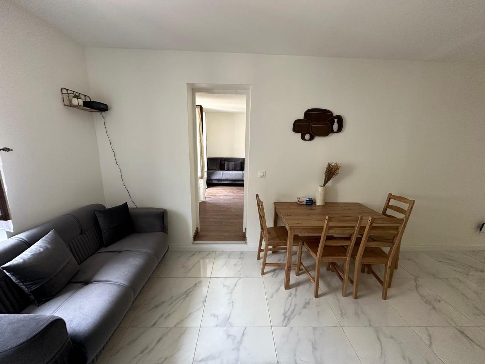 Appartement Calme Moderne Proche De Disneyland Wifi & Cafe Gratuit & Arrivee Autonome Bussy-Saint-Georges Ngoại thất bức ảnh