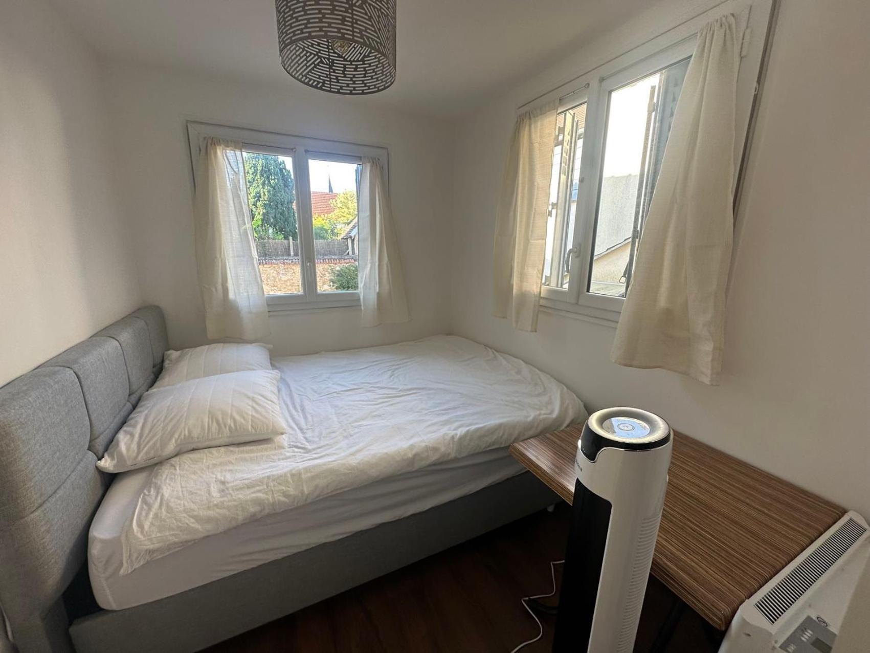 Appartement Calme Moderne Proche De Disneyland Wifi & Cafe Gratuit & Arrivee Autonome Bussy-Saint-Georges Ngoại thất bức ảnh