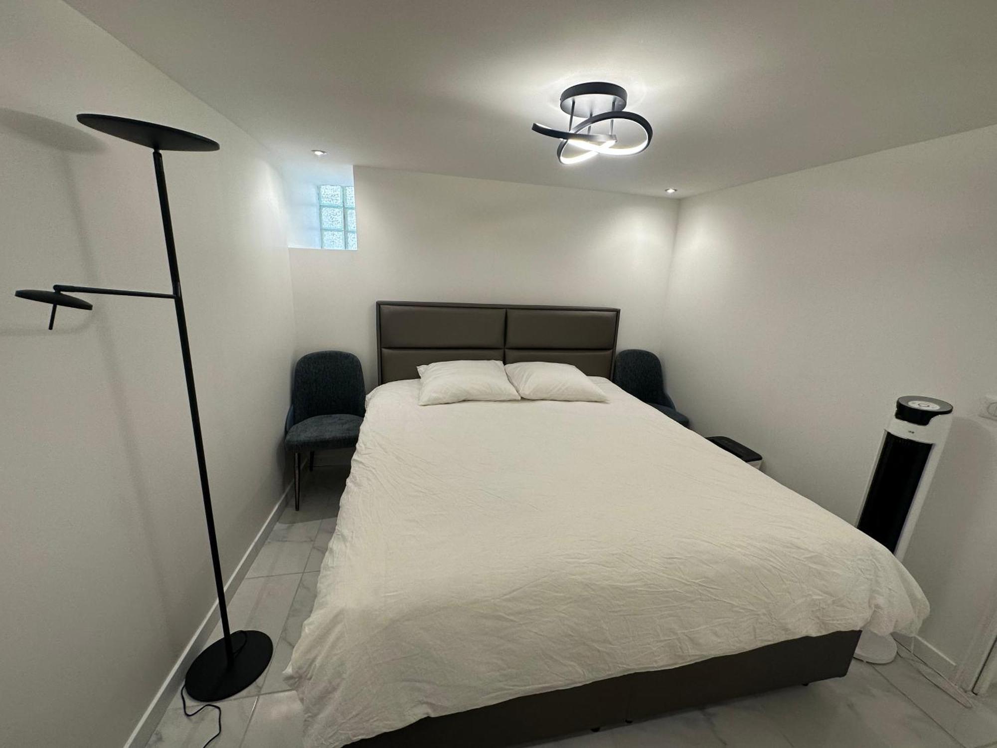 Appartement Calme Moderne Proche De Disneyland Wifi & Cafe Gratuit & Arrivee Autonome Bussy-Saint-Georges Ngoại thất bức ảnh